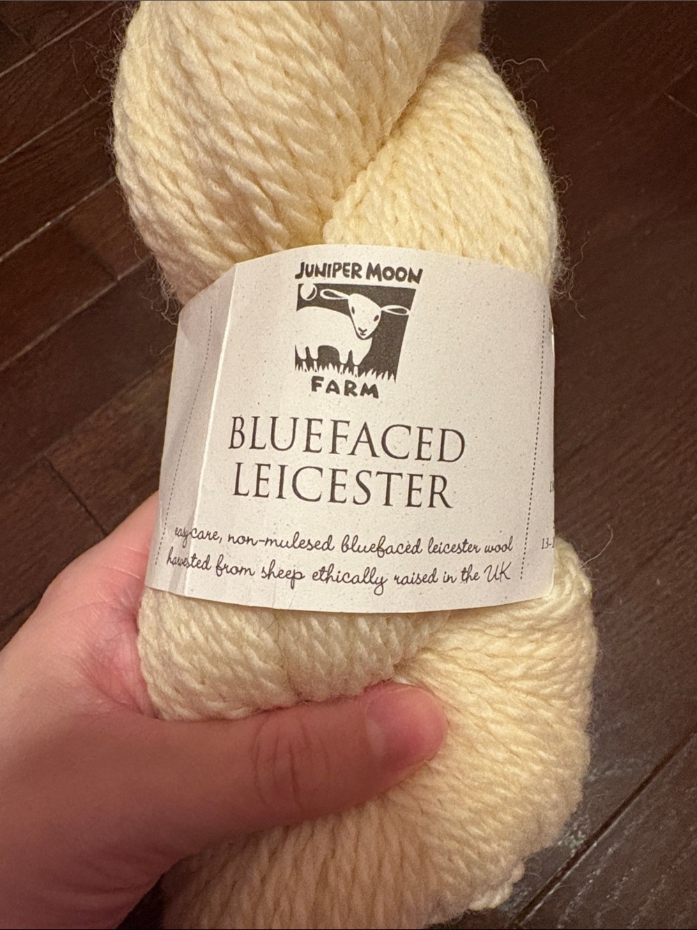 100% Wool Blue Faced Leicester Medium Weight Yarn - Picture 2 of 5
